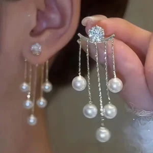 Elegant pearl tassel earrings with a unique retro-inspired design, fashionable vintage-style jewelry for women